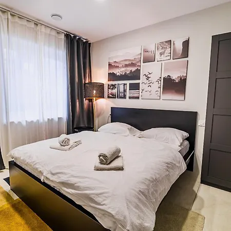 Cankar's Private Place The Luxe Apartmán *