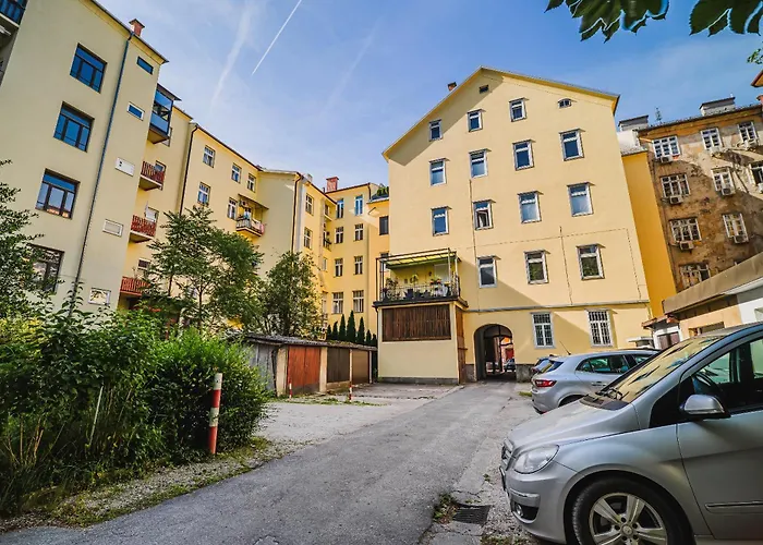 Cankar's Private Place The Luxe *