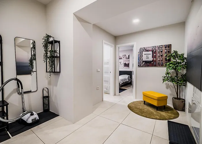 Διαμέρισμα Cankar's Private Place The Luxe *