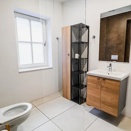 Cankar's Private Place The Luxe *